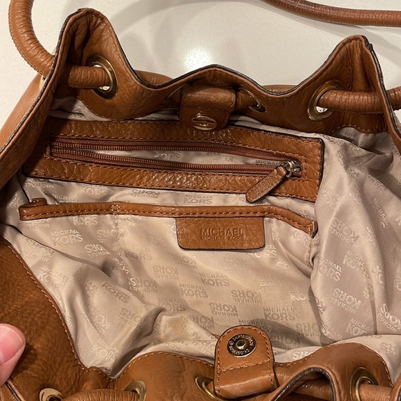 Michael Kors Shoulder Bag - Picture 7 of 9